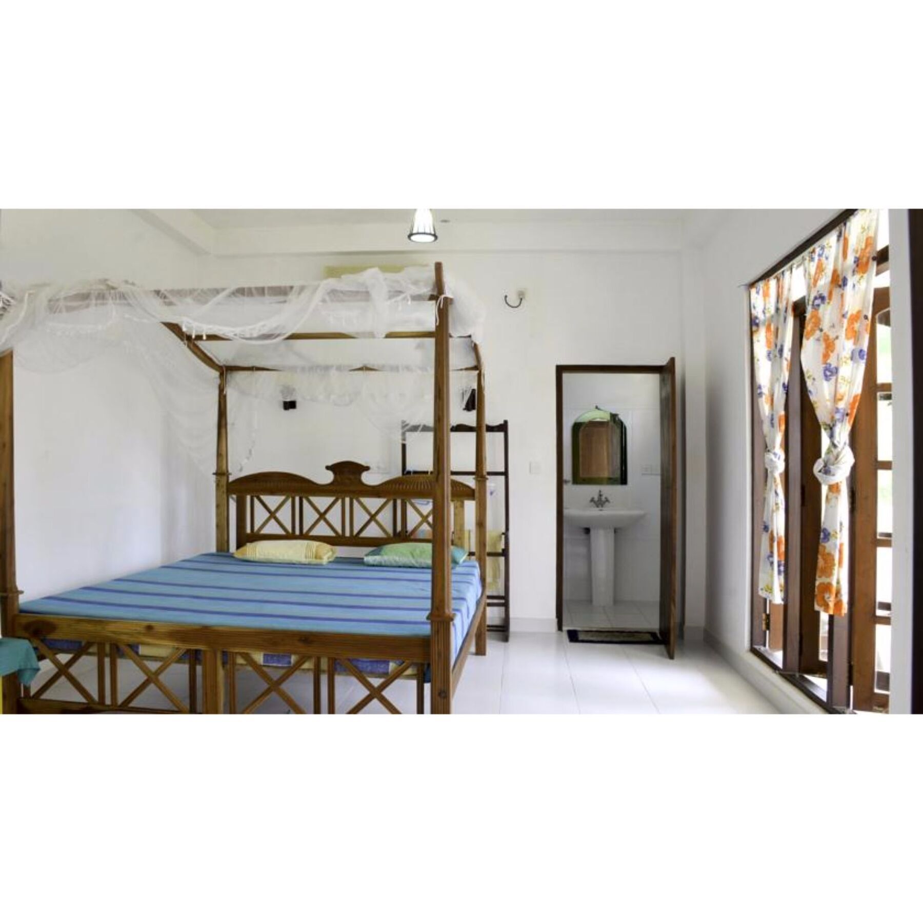 Long Beach Guest House Хикадува Екстериор снимка
