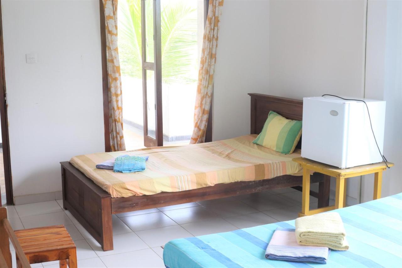 Long Beach Guest House Хикадува Екстериор снимка